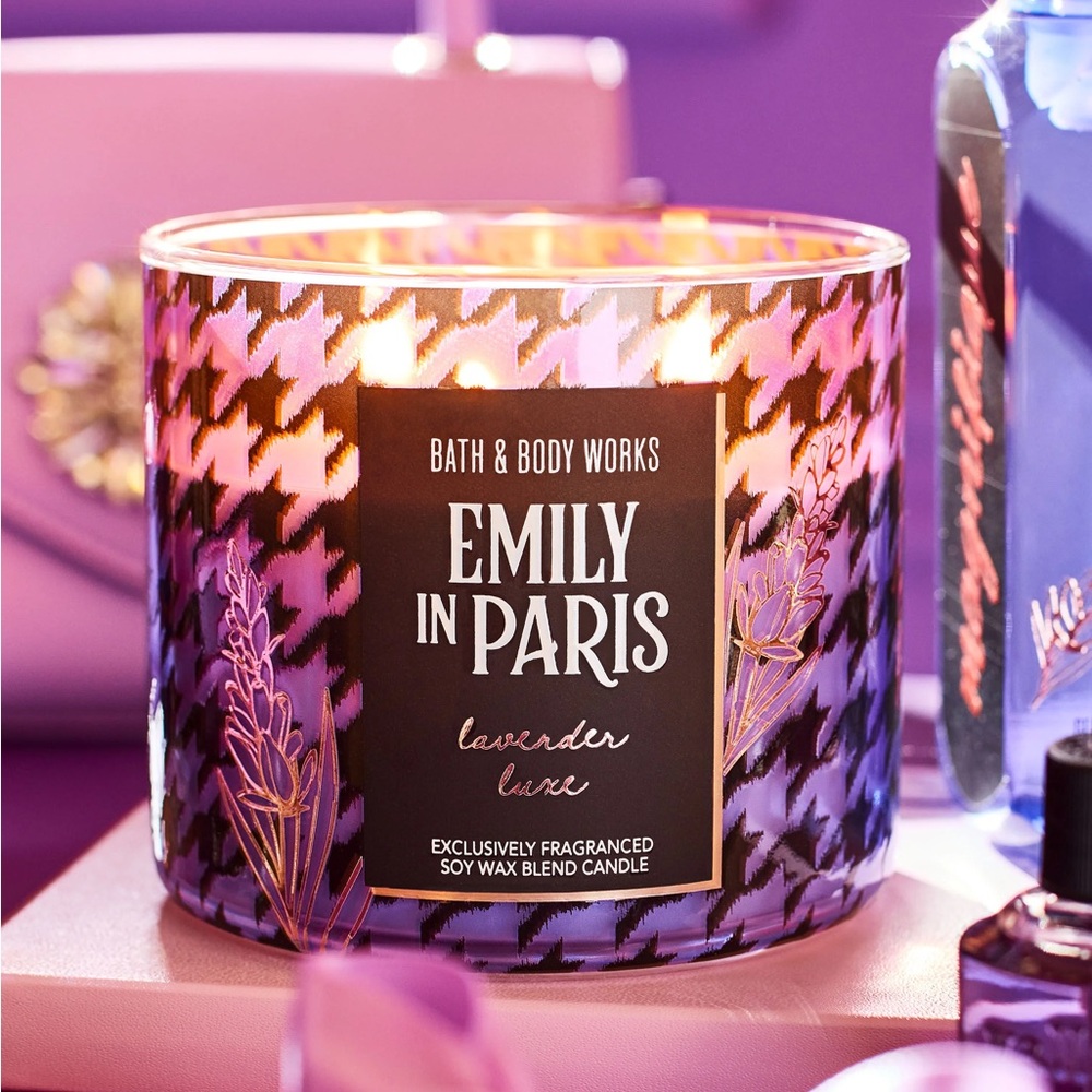 Emily in Paris Bath & Body Works Candle